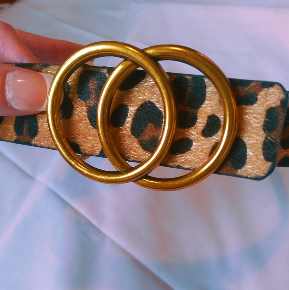 Boutique Accessories - NEW Leopard Print Double O Ring Belt